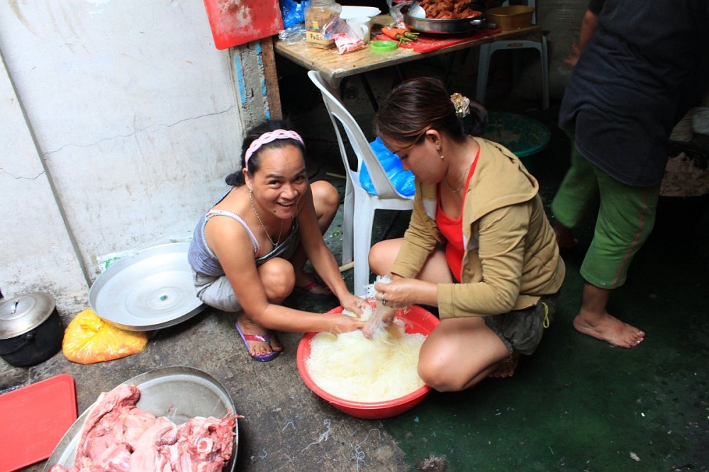 hands-of-mercy-christmas-feeding-program-cebu-philippines-0011