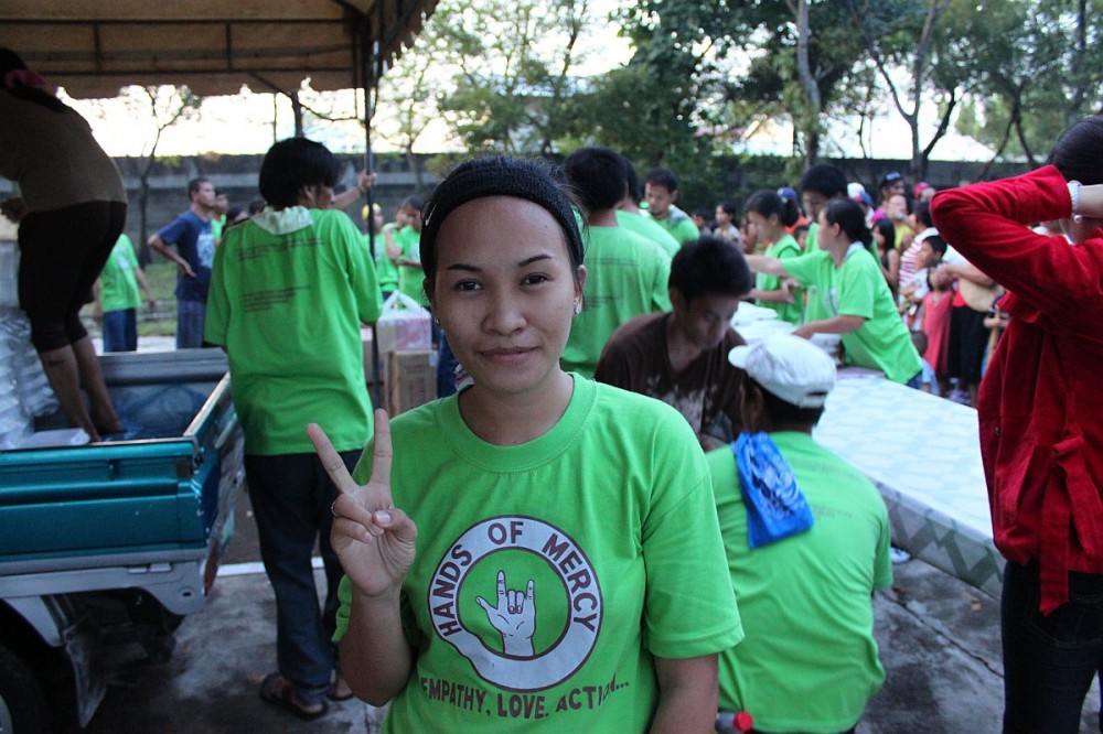 hands-of-mercy-christmas-feeding-program-cebu-philippines-0120