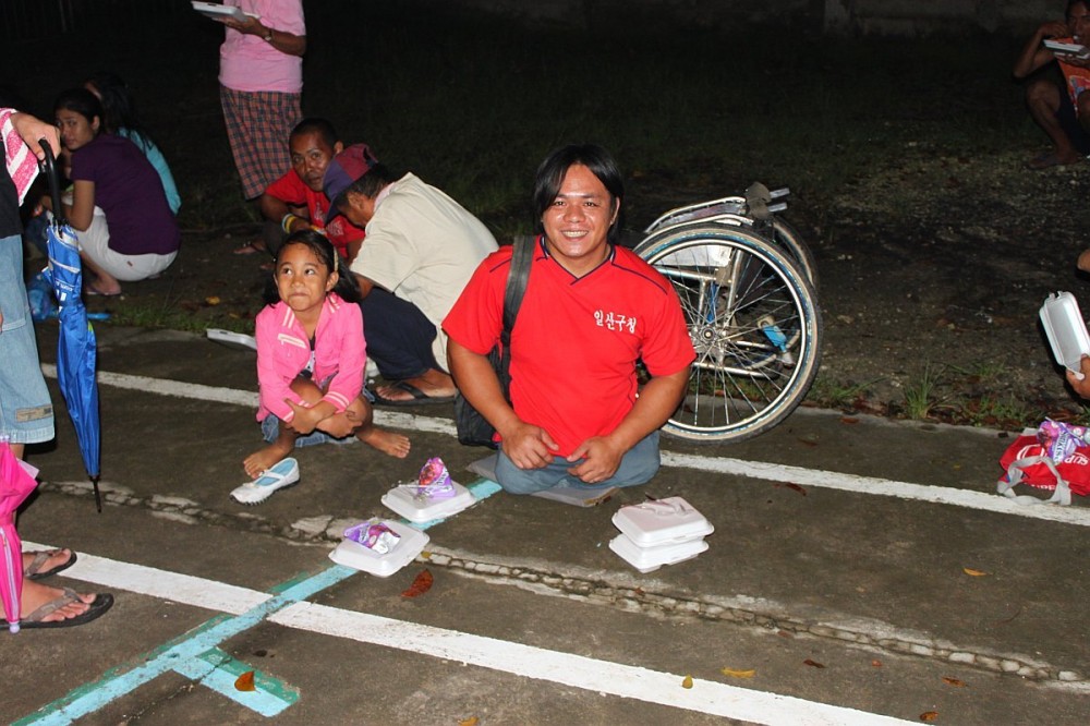 hands-of-mercy-christmas-feeding-program-cebu-philippines-0246
